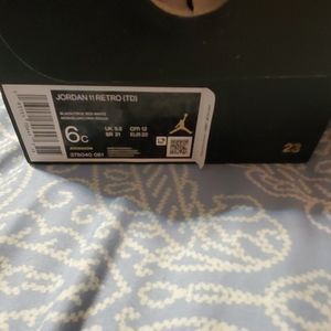 Jordan retro 11